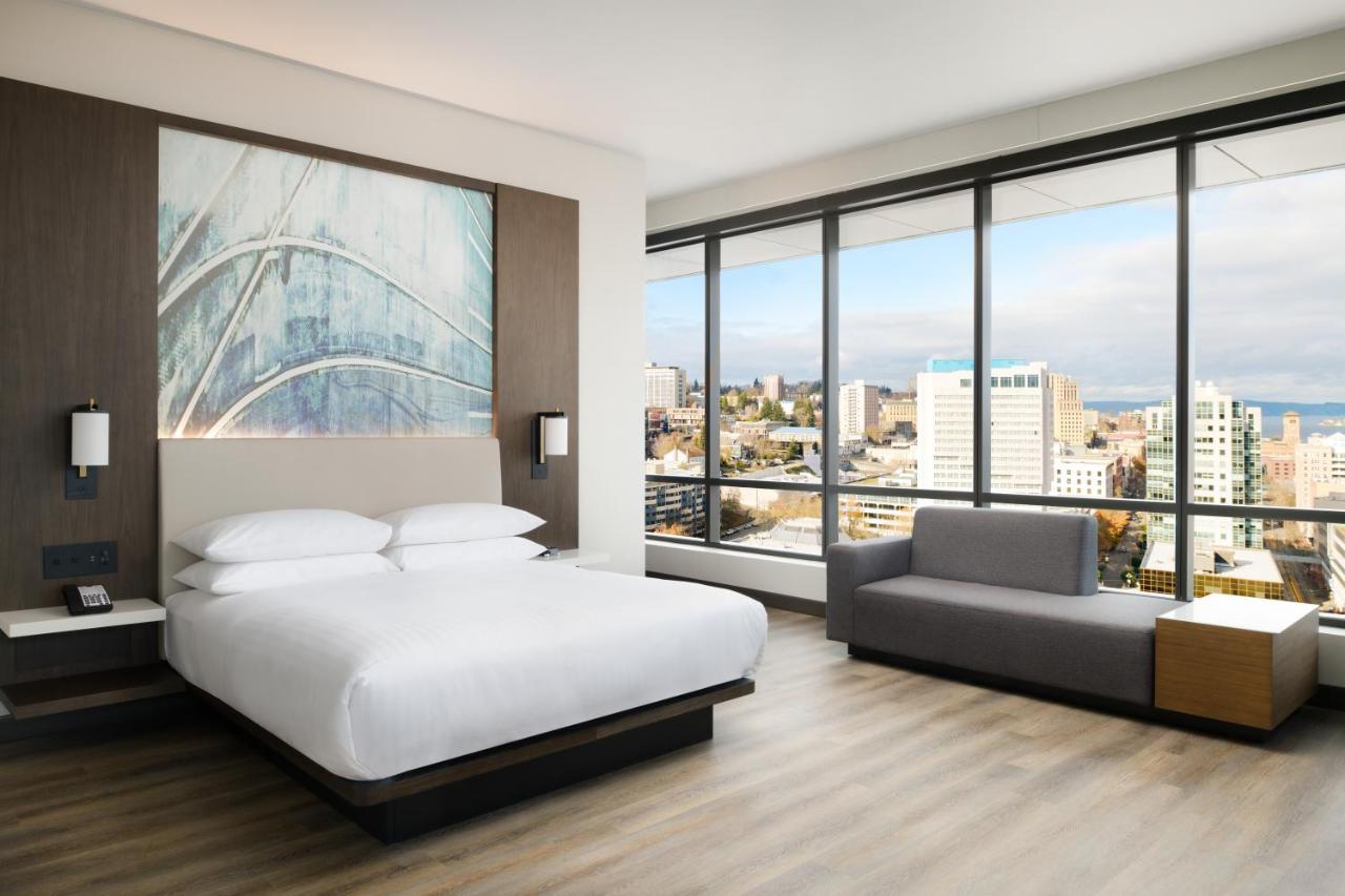 Marriott Tacoma Downtown Hotel Exterior photo