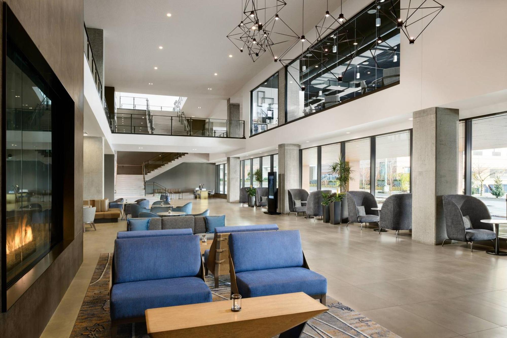Marriott Tacoma Downtown Hotel Exterior photo
